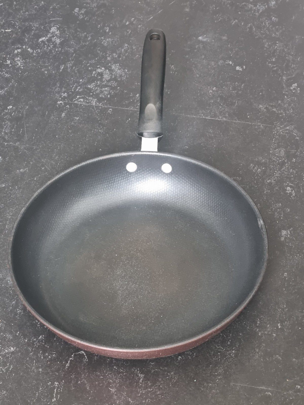 Koekenpan met antiaanbaklaag en deksel, Koekenpan, Gebruikt, Antiaanbaklaag, Aluminium