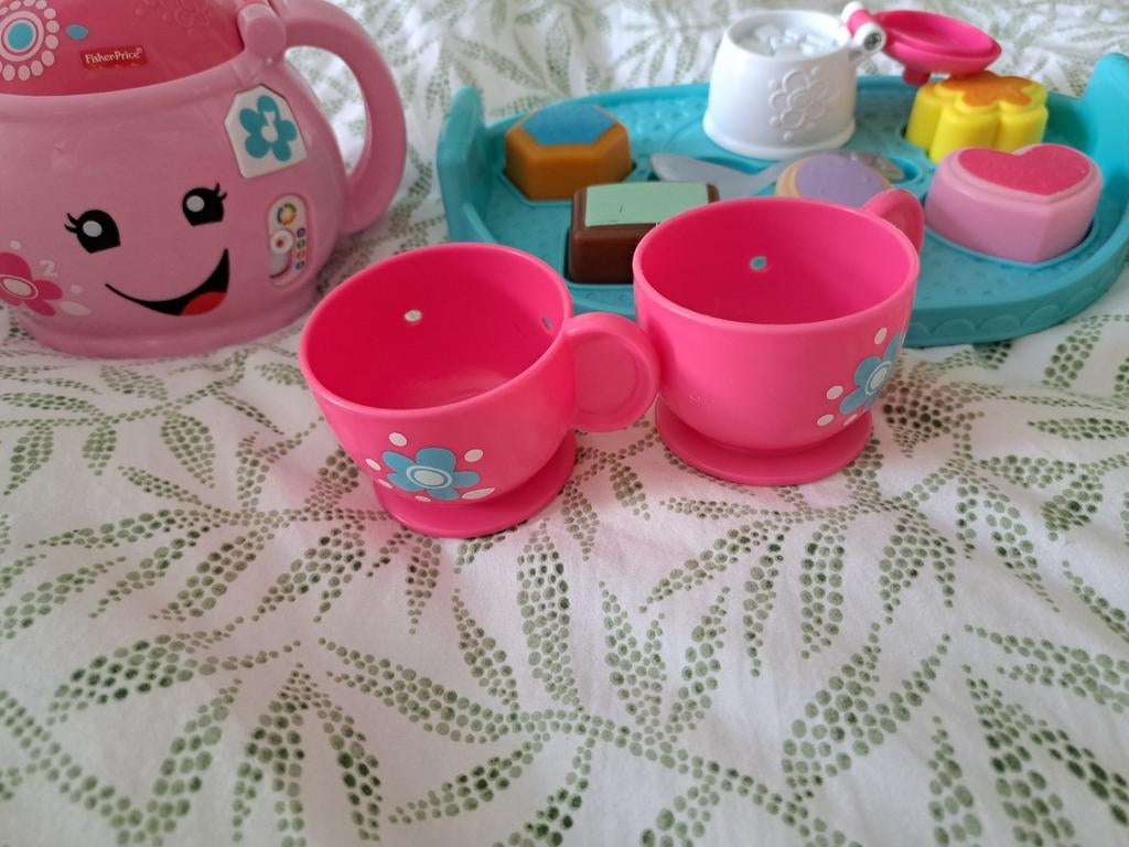 Fisher-Price Lach & Leer Theeservies met Geluid, Ophalen of Verzenden, Zo goed als nieuw, Overige typen, Met licht