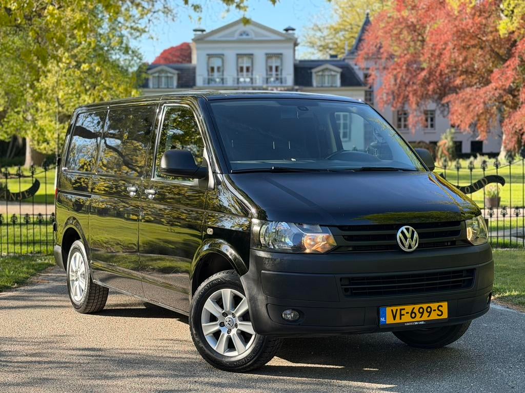 Volkswagen Transporter 2.0 D 140pk DSG 2013 Airco, Cruise, Euro 5, Stof, Zwart, 4 cilinders
