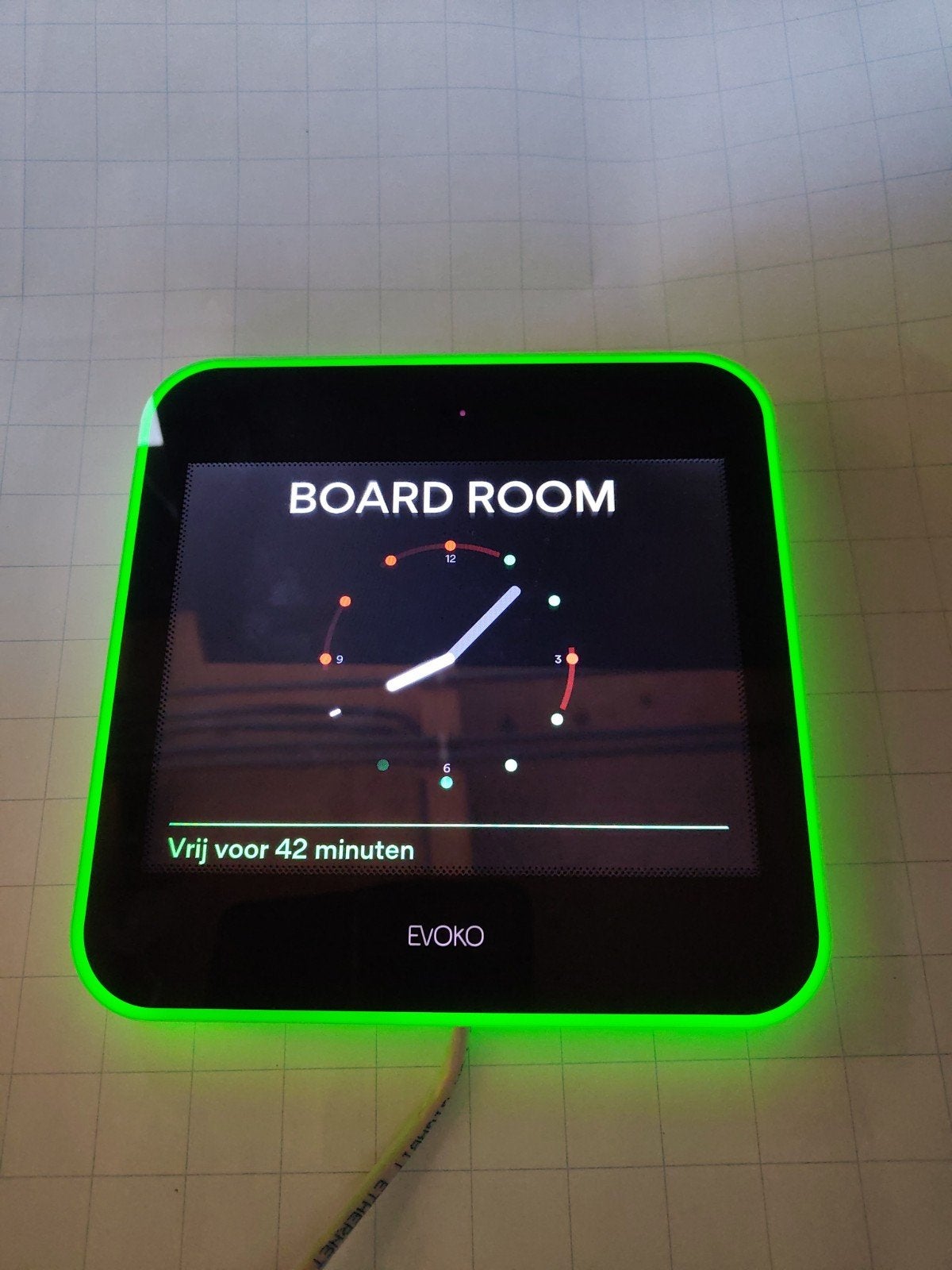 te koop: Drie Evoko Liso Room Manager displays., Computers en Software, Ophalen of Verzenden, Zo goed als nieuw, Evoko, ChromeOS