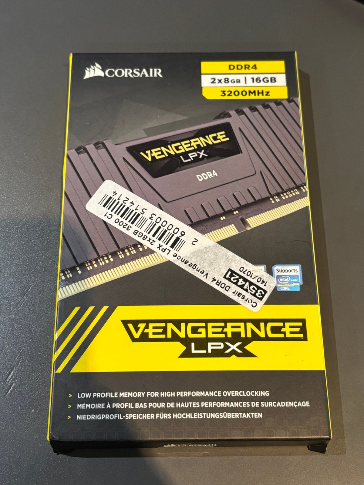 DDR4 16gb ram 2x8 corsair, Computers en Software, RAM geheugen, DDR4, Ophalen of Verzenden, Zo goed als nieuw, Desktop