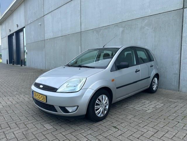 Ford Fiesta 1.3 Futura (bj 2006), 1299 cc, 4 cilinders, Origineel Nederlands, Bedrijf
