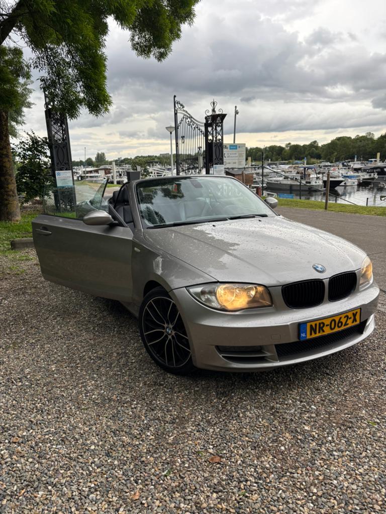 BMW 1-Serie 2.0 118I Cabrio 2008, Auto's, BMW, 1-Serie, Euro 5, Achterwielaandrijving, 1995 cc