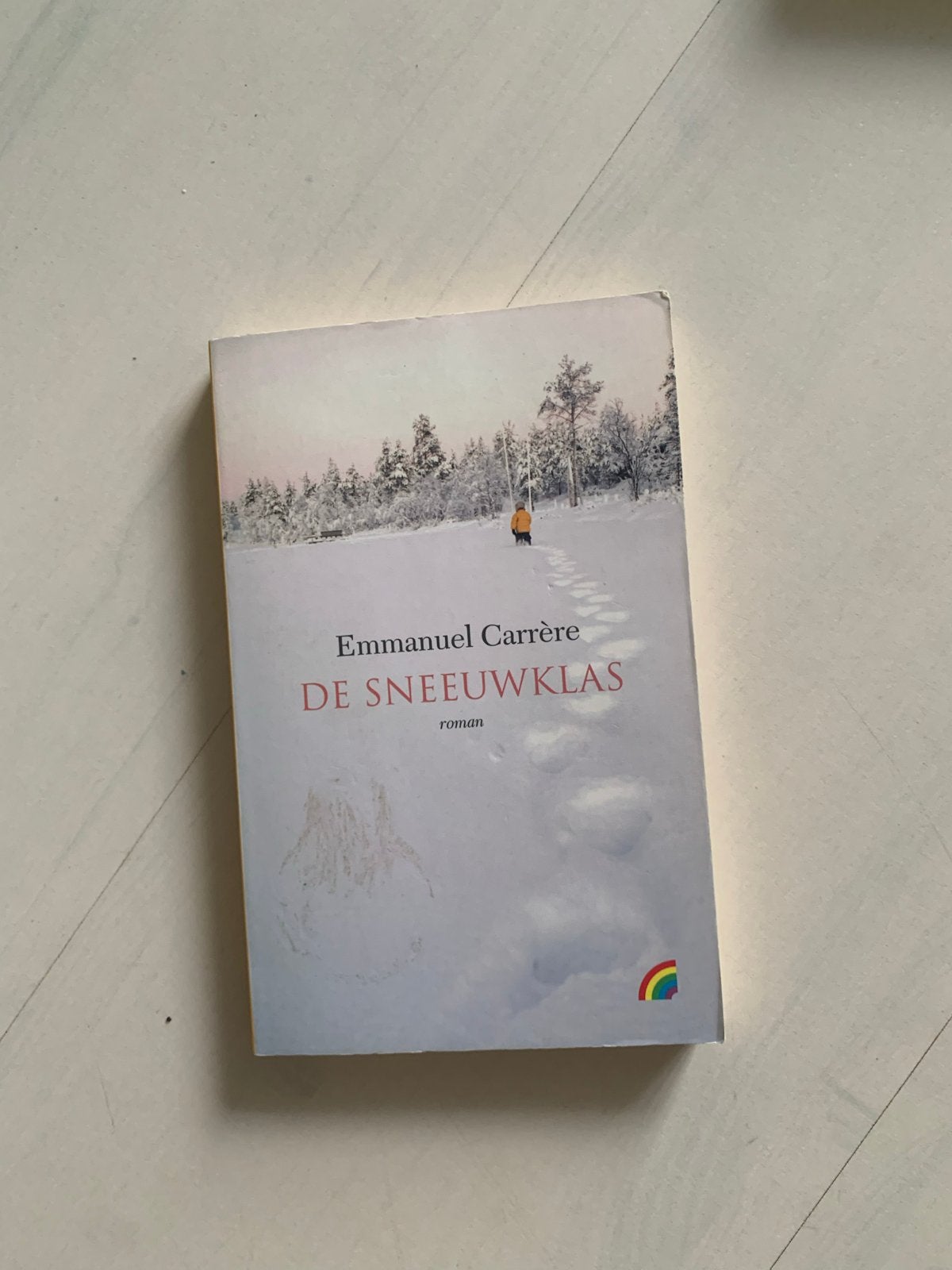 De Sneeuwklas - Emmanuel Carrère (roman), Ophalen of Verzenden, Gelezen, Nederland