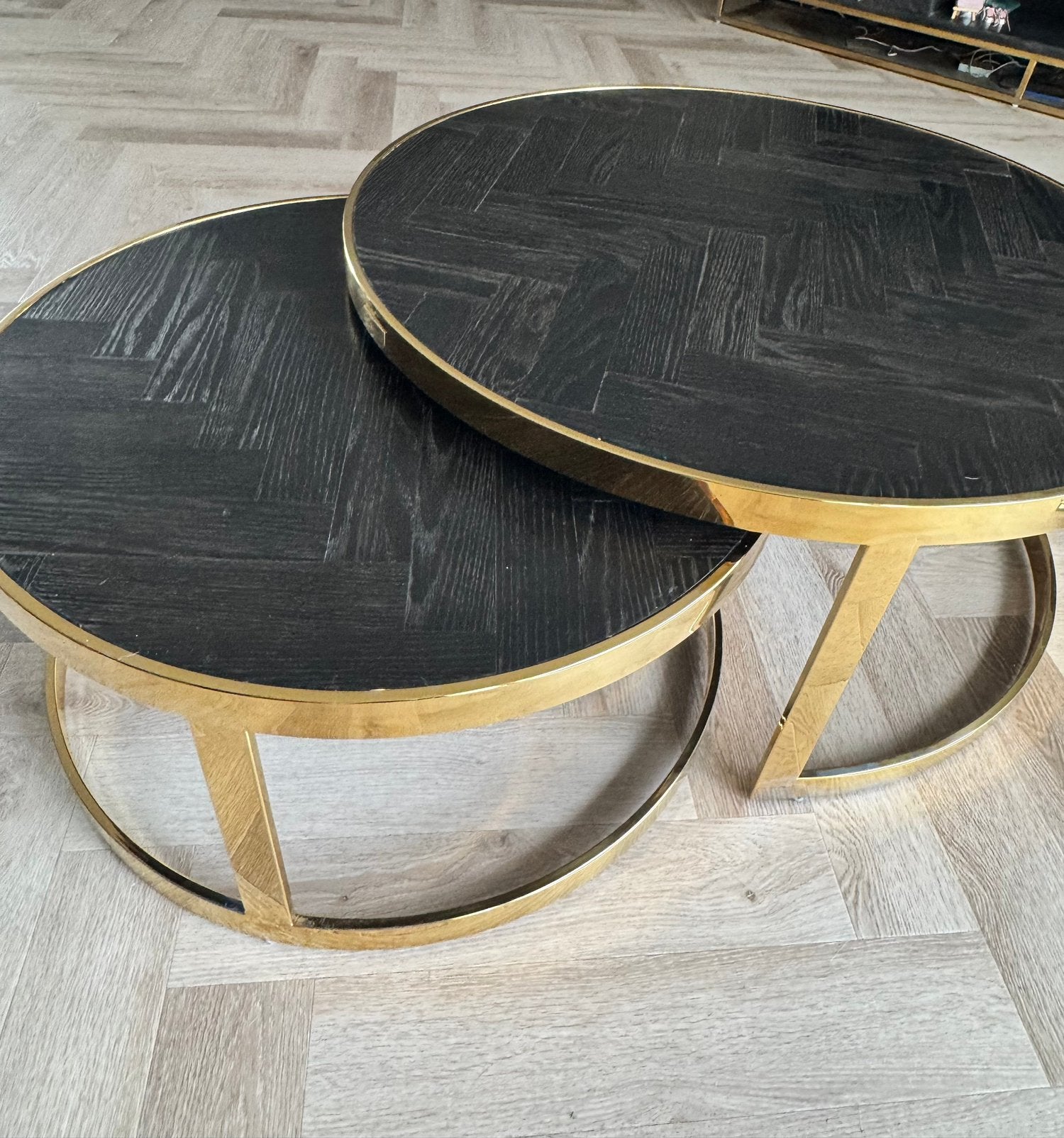 Richmond Blackbone set- eettafel, salontafel set & tv-kast, Ophalen, Gebruikt, Rond