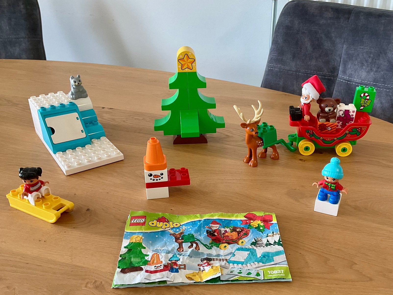 Duplo : 10837 - Wintervakantie van de Kerstman - compleet