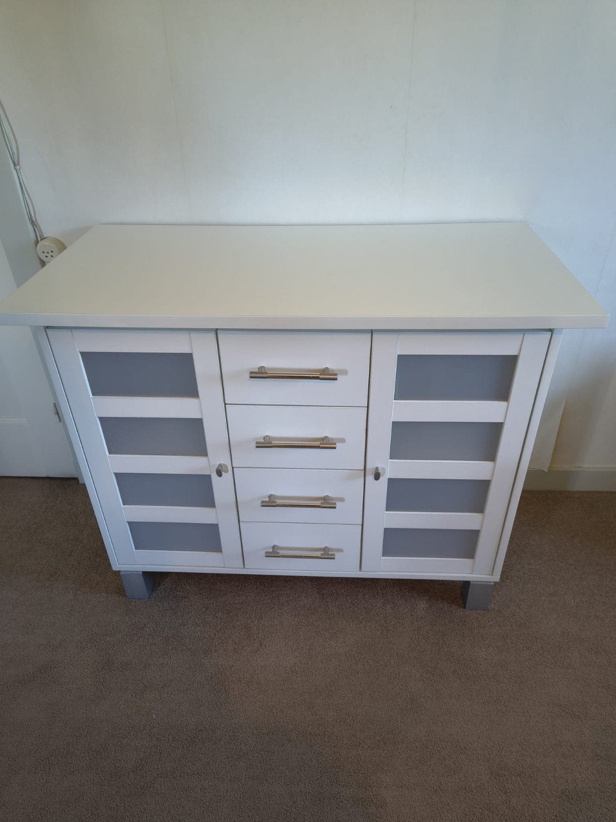 Сommode, Zo goed als nieuw, 3 of 4 laden, Minder dan 100 cm, 25 tot 50 cm