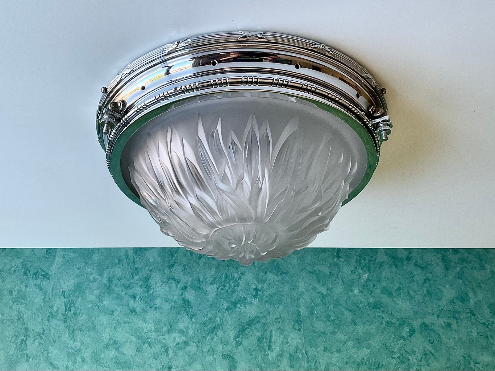 Vintage 30’s Franse Art Deco Plafonnière / Wandlamp Ø 30CM, Gebruikt, Plafondlamp, Glas, 30 cm