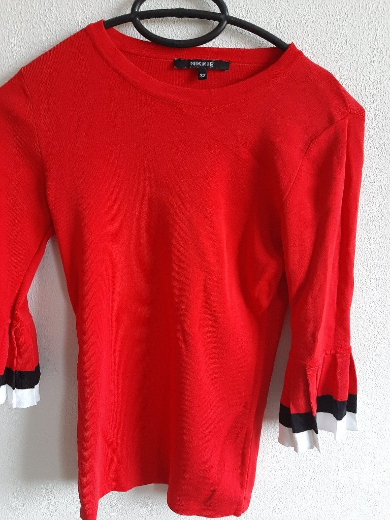 Nikkie dames blouse/shirt rood maat 32 zgan, Ophalen of Verzenden, Zo goed als nieuw, Nikkie, Maat 34 (XS) of kleiner
