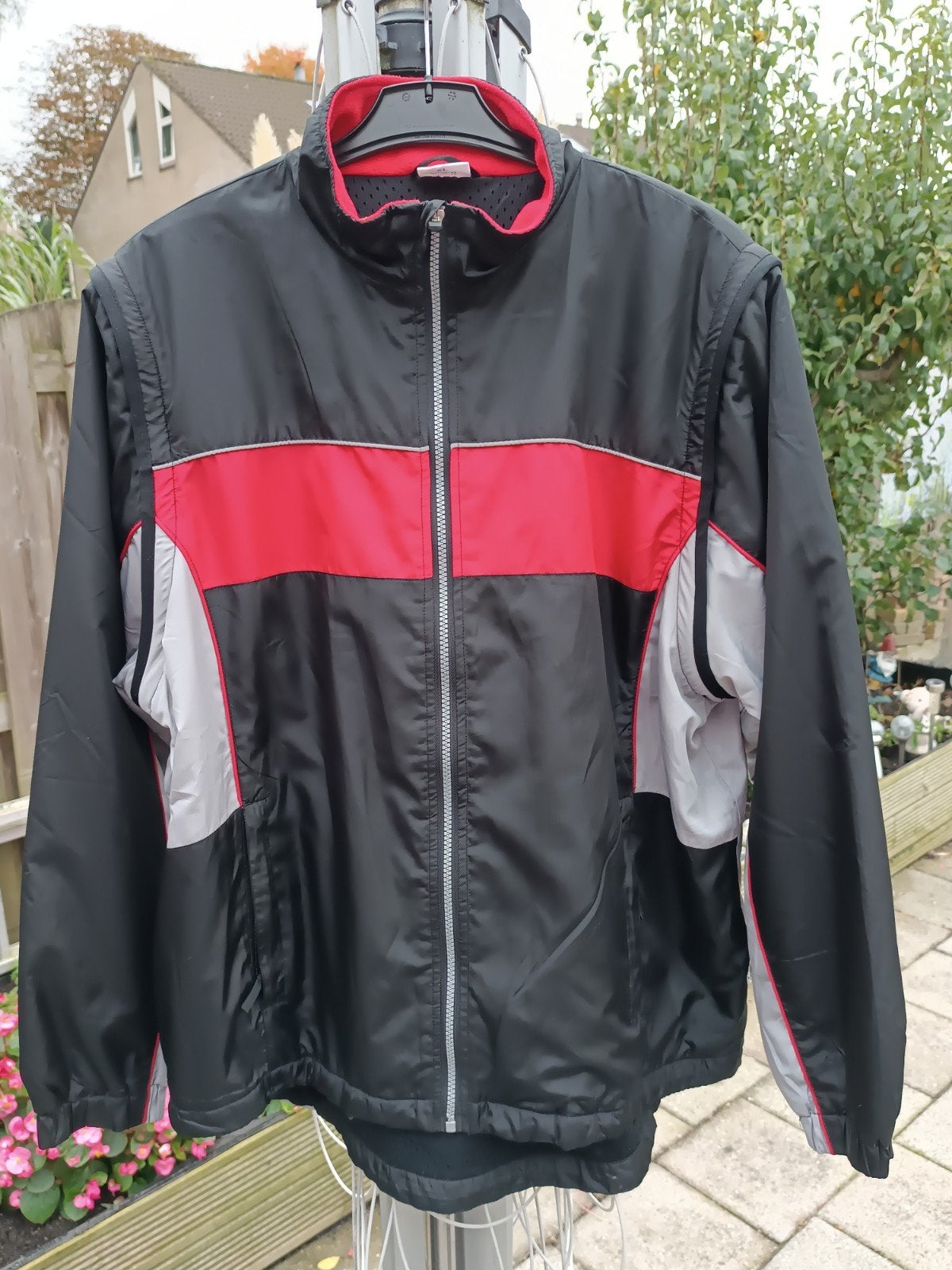 Sportjas met afritsbare mouwen - Unisex, Zwart, Maat 46/48 (XL) of groter, Ophalen of Verzenden, Zo goed als nieuw