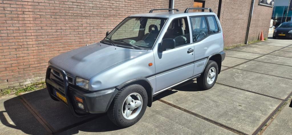 Nissan Terrano (II) 2.4 E 4WD E2 1996 Grijs, Auto's, 4 cilinders, 2800 kg, Origineel Nederlands, 123 pk