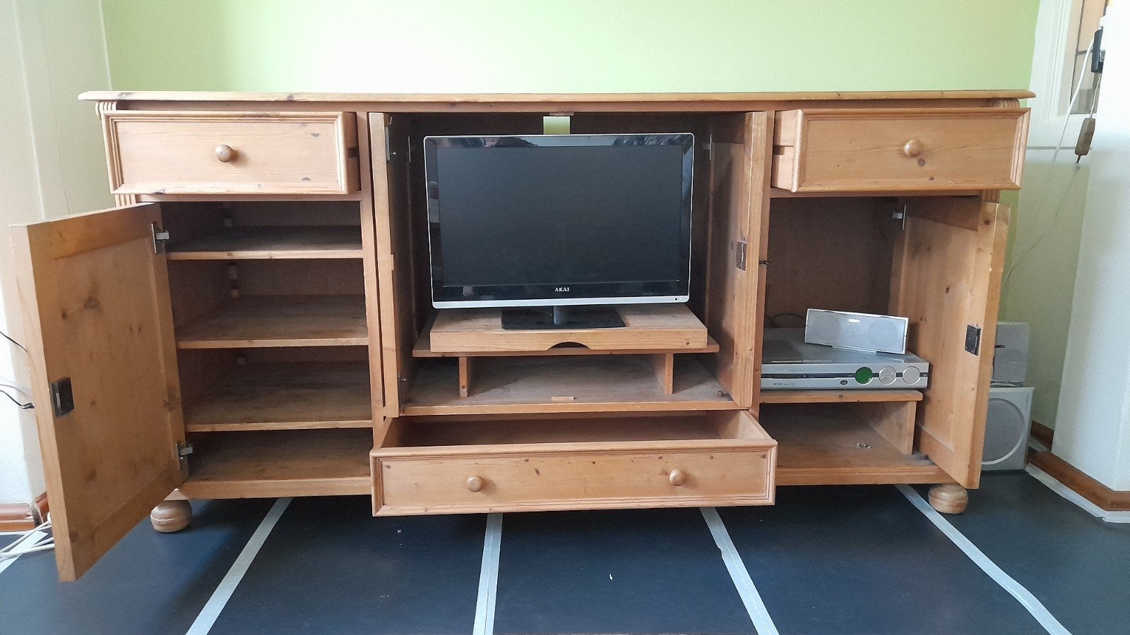 Tv-/stereo, DVD-dressoir, ongelakt blank grenen, Ophalen, Gebruikt, Met deur(en), 150 tot 200 cm
