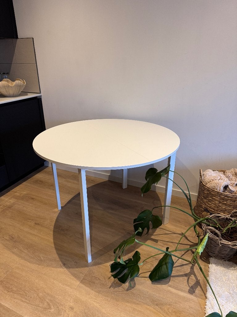 GRATIS - witte ikea tafel ZGAN, Huis en Inrichting, Ophalen, 100 tot 150 cm, Rond, 50 tot 100 cm