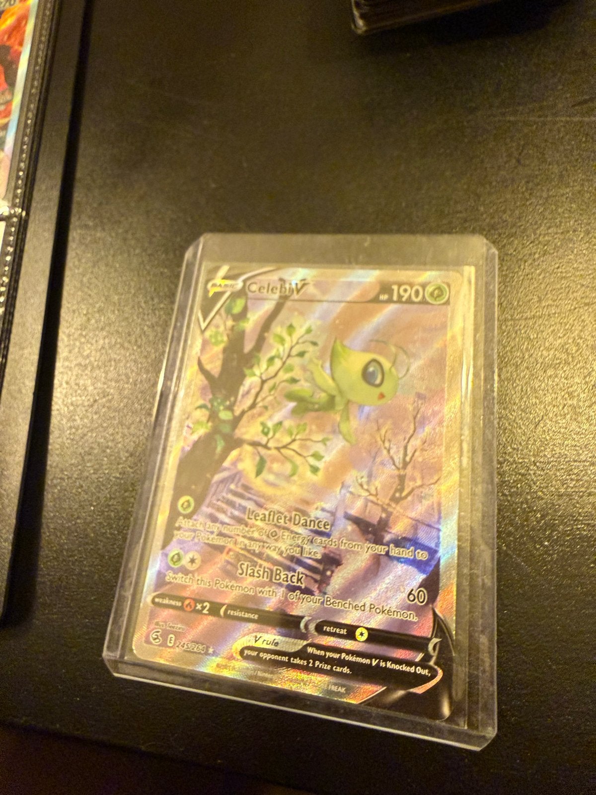 Celebi V Full Art Pokémon Kaart (245/264), Hobby en Vrije tijd, Ophalen of Verzenden, Zo goed als nieuw, Losse kaart, Foil