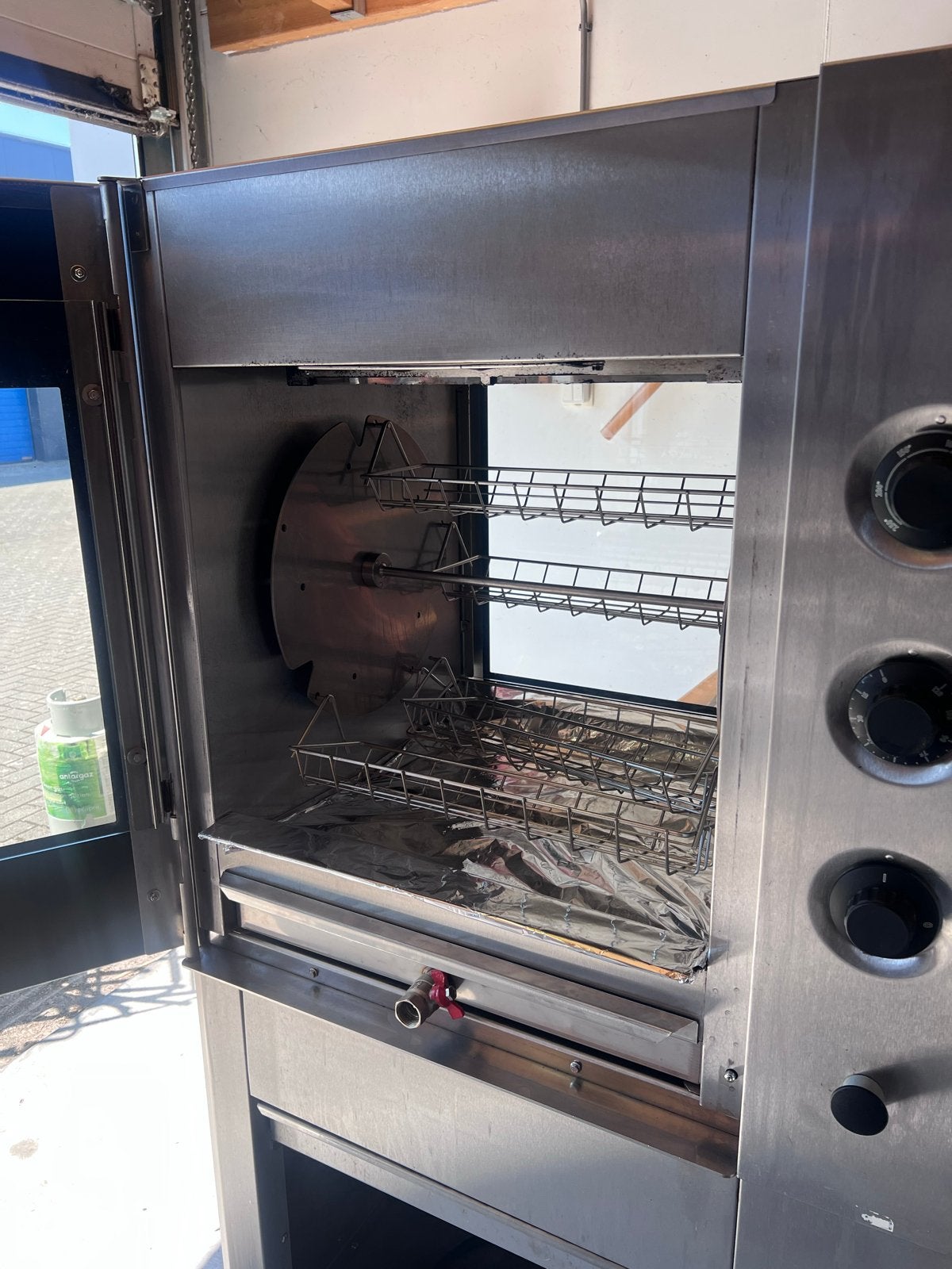 Professionele Fri-jado kippengrill / rotisserie, Ophalen, Gebruikt, Fornuis, Frituur en Grillen