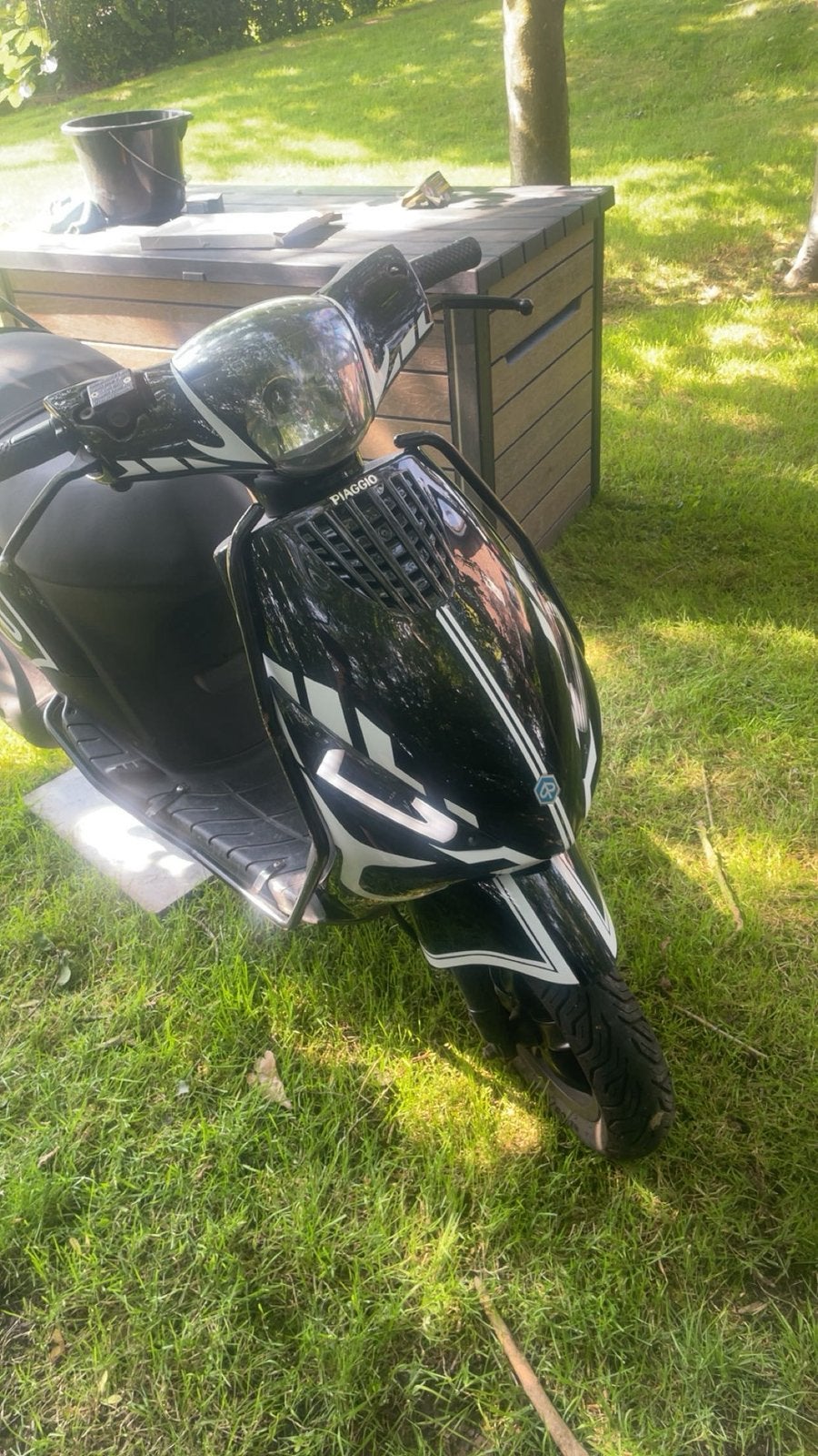 Paggio zip 50 cc onbegrensd, Fietsen en Brommers, Brommers | Overige merken, Ophalen, Maximaal 45 km/u, Zo goed als nieuw, 50 cc