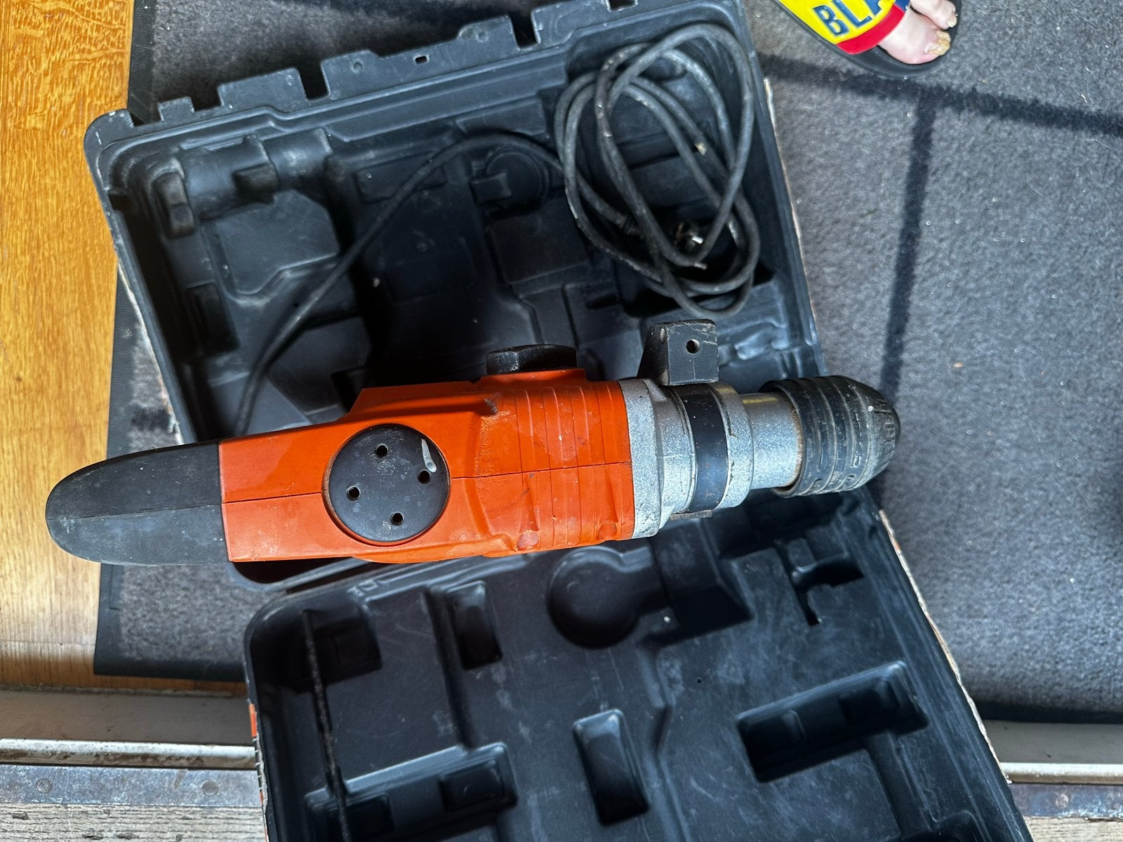 Black & Decker Boorhamer 1250W - Krachtig en Betrouwbaar, Ophalen, Boor- en/of Breekhamer, Klopboormechanisme, Gebruikt