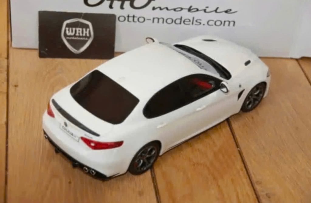1:18 ALFA ROMEO GIULIA QV white Otto mobile OT839 WRH, Hobby en Vrije tijd, Verzenden, Zo goed als nieuw, Auto, OttOMobile