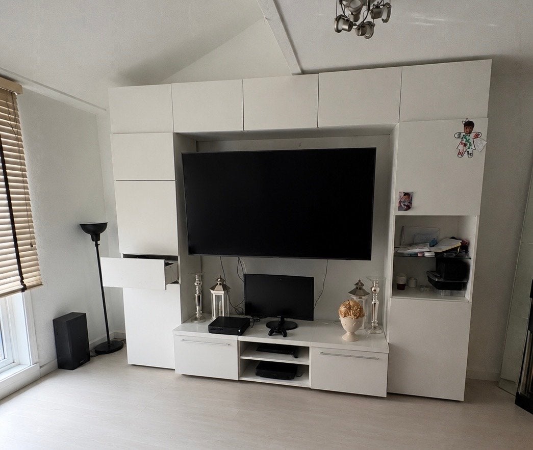 Moderne witte tv-meubelwand met opbergkasten, Ophalen, Overige materialen, Gebruikt, 200 cm of meer