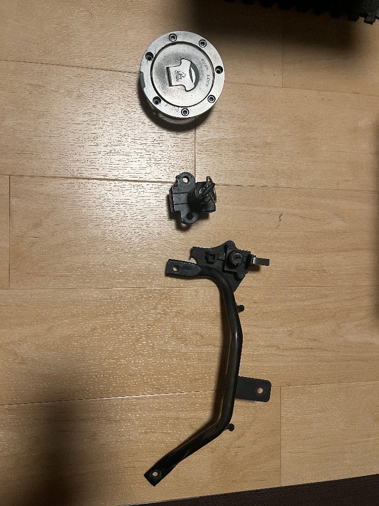 Honda CB500 slotenset 1993-2003 - contact, tank en zadelslot, Motoren, Ophalen of Verzenden, Gebruikt