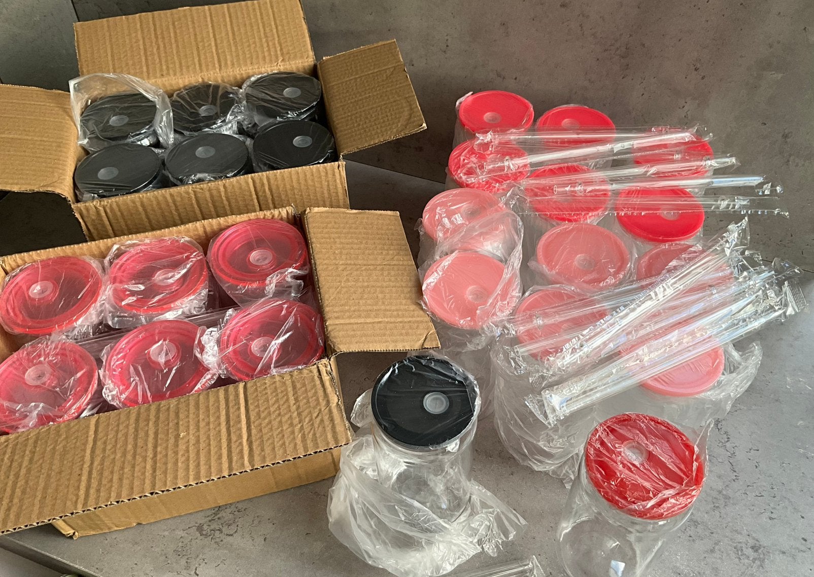 Drinkbekers met rietje - 26 stuks, Ophalen of Verzenden, Nieuw