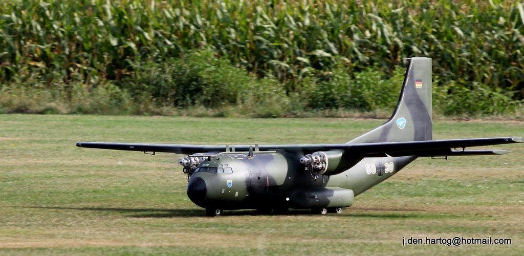 Transall C160 van Schneider rc vliegtuig 4 meter., Hobby en Vrije tijd, Modelbouw | Radiografisch | Vliegtuigen, Ophalen, Gebruikt