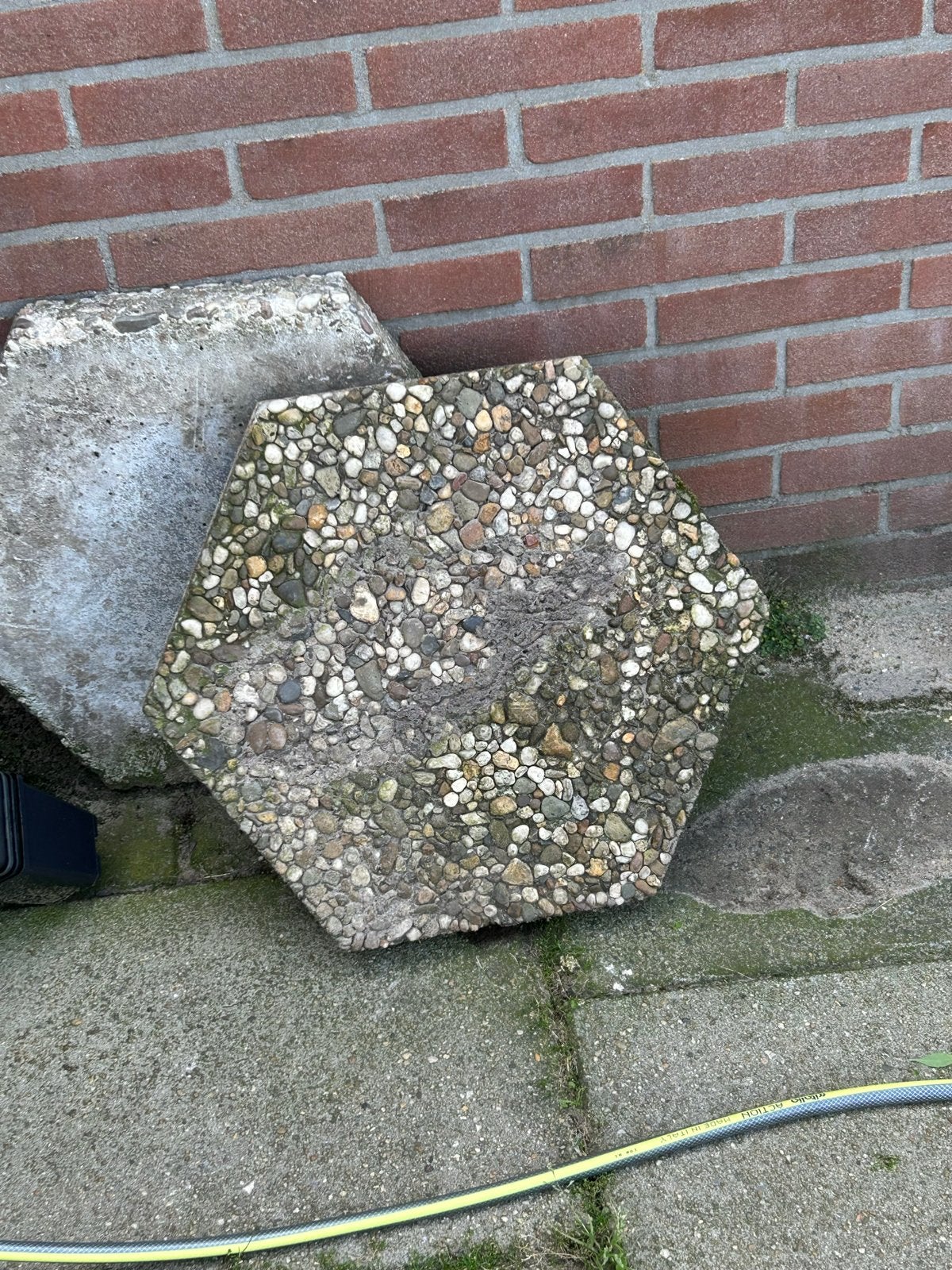 2 Gebruikte terrastegels met grind, zeshoekig, Ophalen, Gebruikt, Minder dan 5 m², Grind