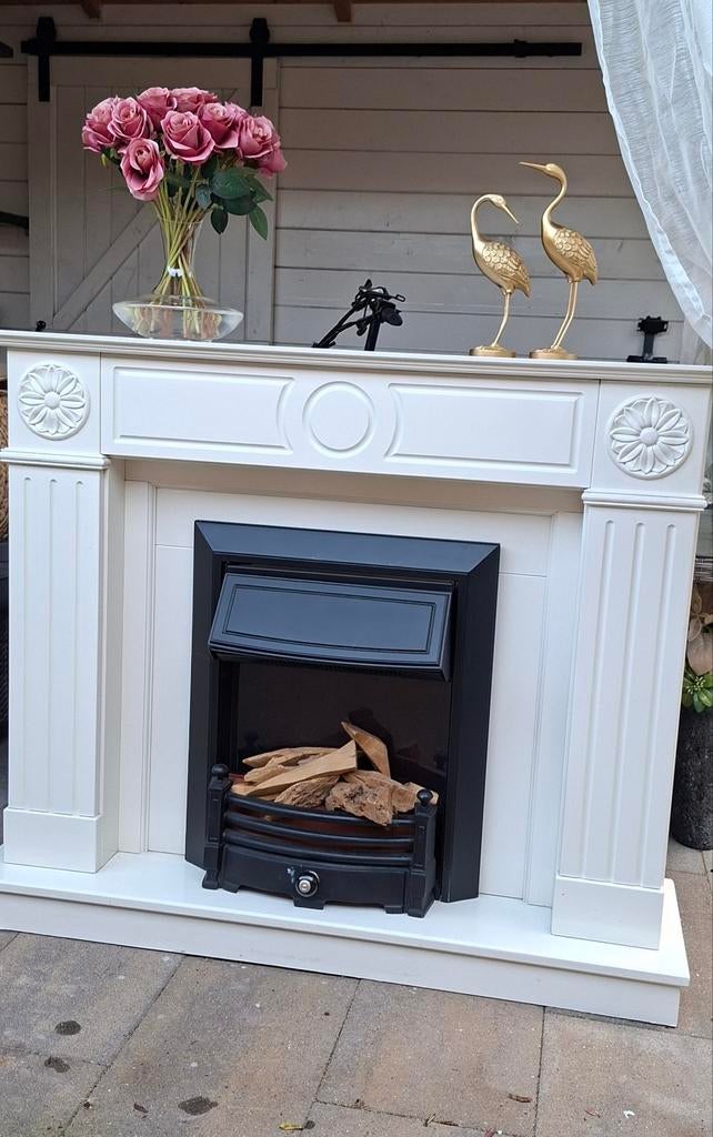 Decoratieve schouw met elektrische haard, Huis en Inrichting, Haarden, Ophalen of Verzenden
