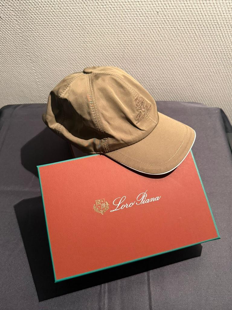 Loro Piana pet inclusief doos, Kleding | Heren, Hoeden en Petten, Ophalen of Verzenden, Nieuw, One size fits all, Pet
