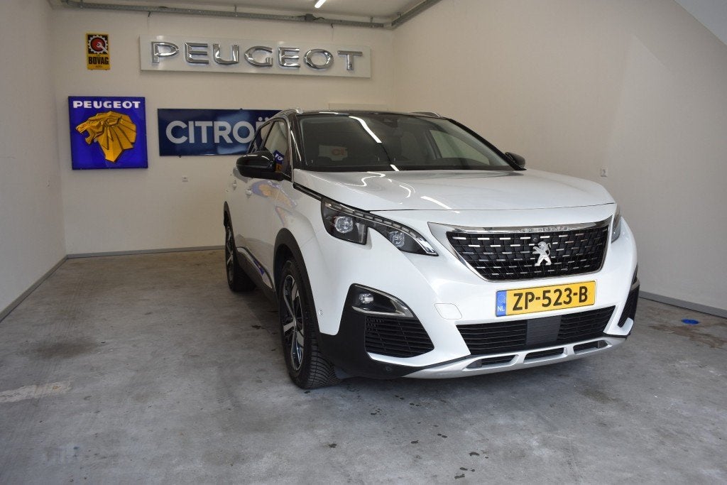Peugeot 3008 1.6 PureTech Automaat Blue Lease Premium 180 Pk, Auto's, Gebruikt, Euro 6, 4 cilinders, Wit