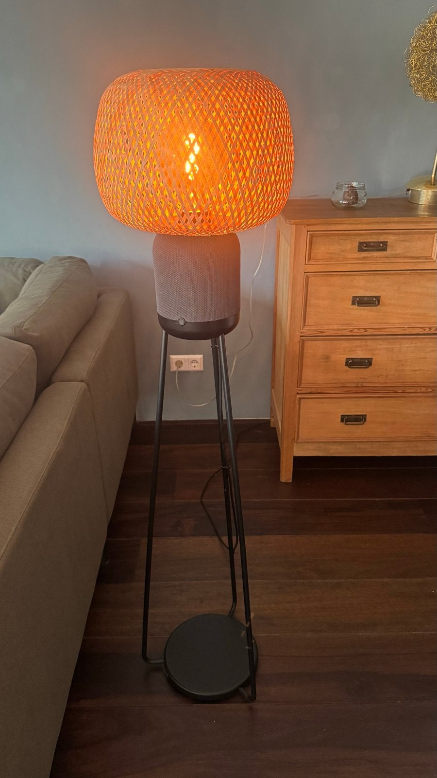IKEA SYMFONISK Vloerlamp met Sonos Wi-Fi Speaker – like new, Ophalen, 100 tot 150 cm, E27 (groot), Zo goed als nieuw
