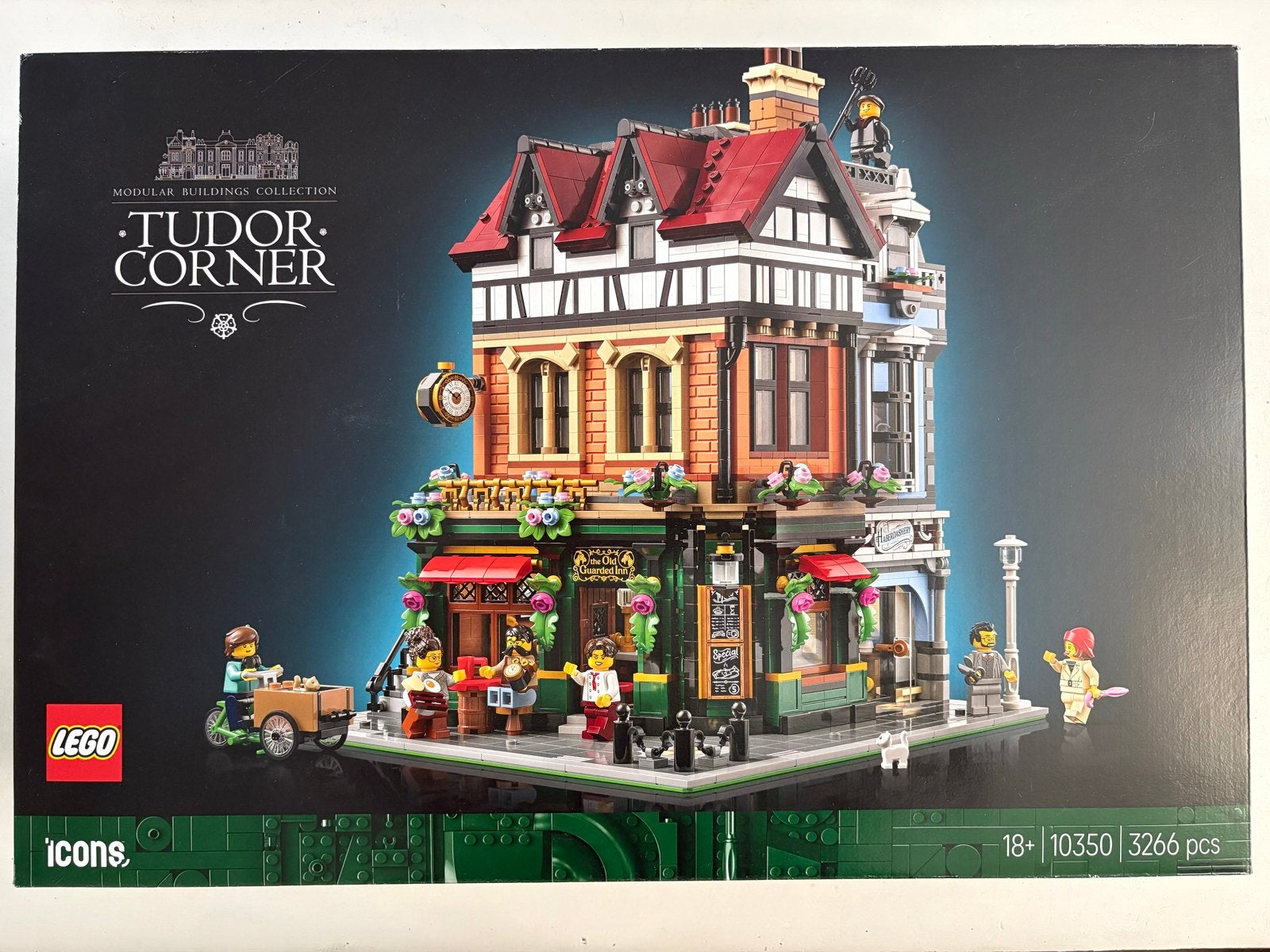 LEGO Icons 10350 Tudor Corner - Nieuw in doos, Ophalen, Nieuw