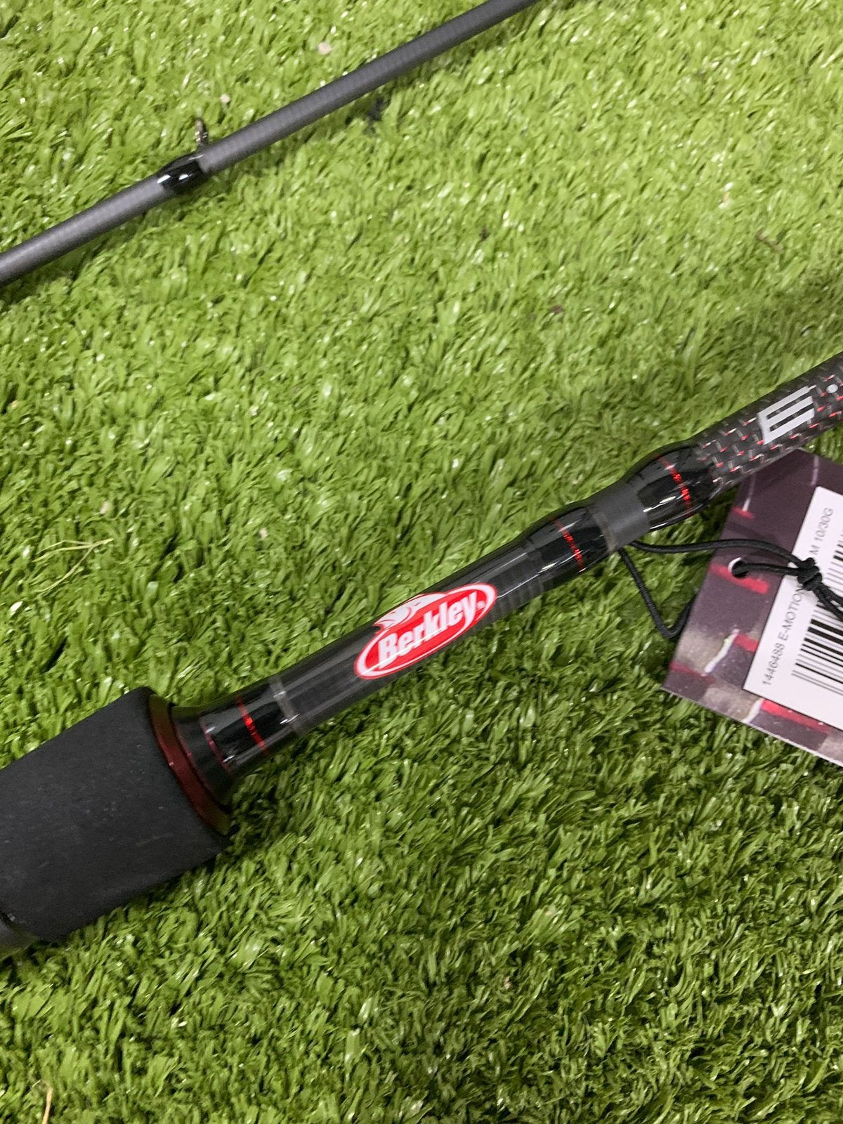 Nieuwe Berkley E-Motion reelhengel, 1.98m en 10-30 gr, Watersport en Boten, Hengelsport | Roofvissen, Ophalen of Verzenden, Nieuw