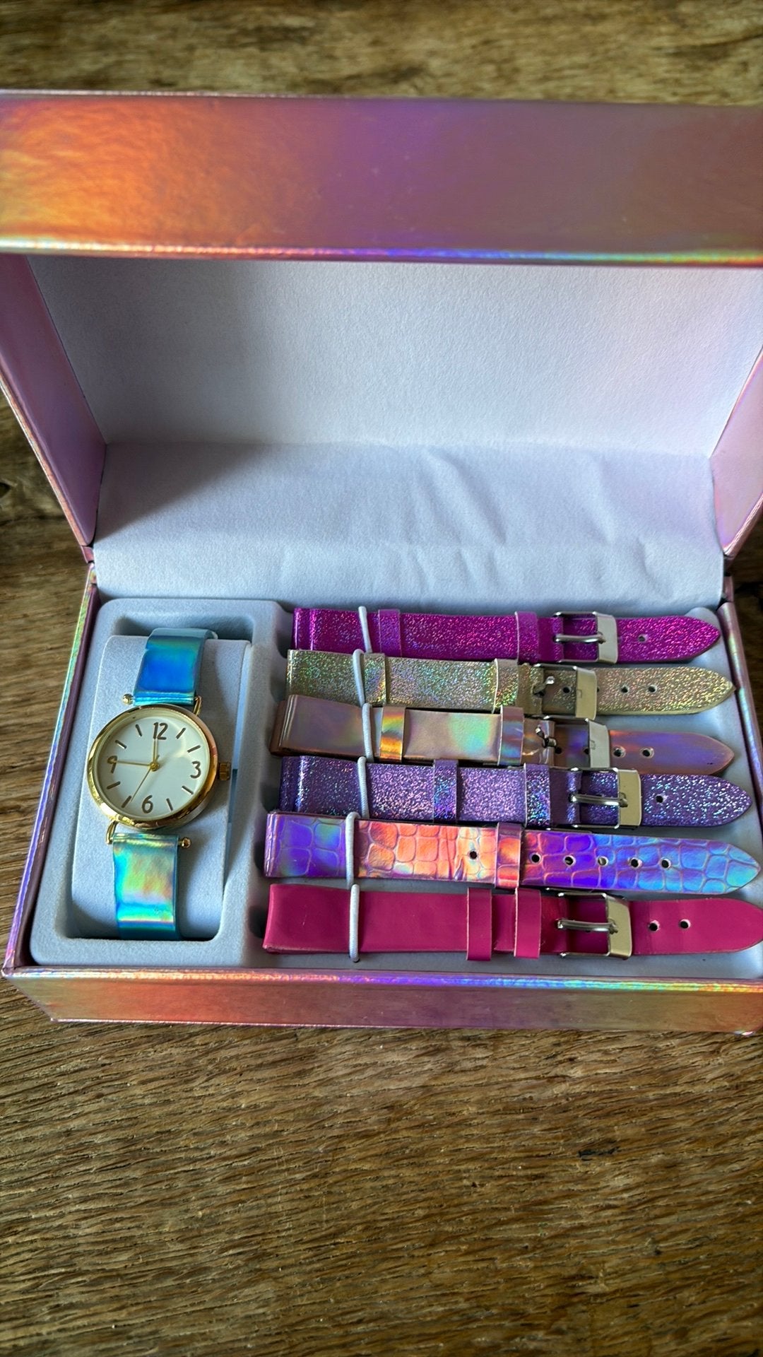 Horloge met versvhillende bandjes, Ophalen of Verzenden, Zo goed als nieuw, Jongen of Meisje