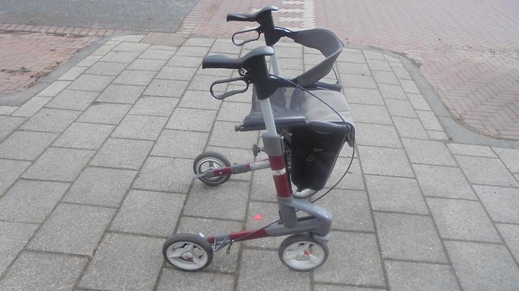 Rollator topro troja 5G maat M, Diversen, Rollators, Ophalen of Verzenden, Opvouwbaar, Gebruikt