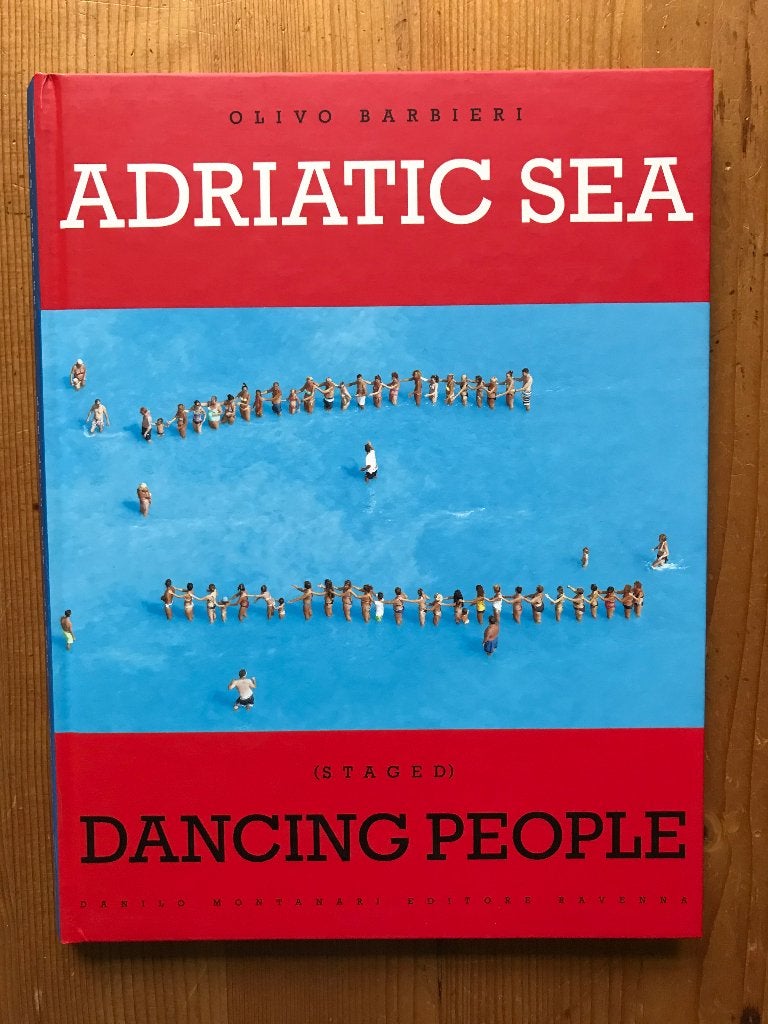 Olivo Barbieri / Adriatic Sea Dancing People (Leporello), Ophalen of Verzenden, Zo goed als nieuw, Fotografen