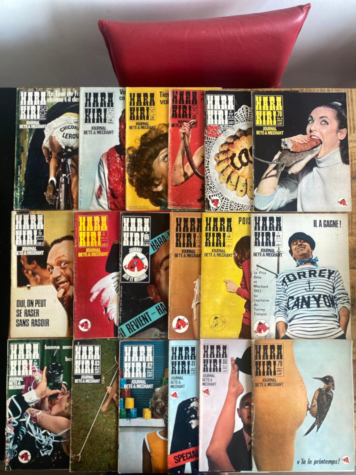 Hara-Kiri Tijdschriften Collectie   Humor 18 stuks, Ophalen of Verzenden, Gelezen, Overige typen