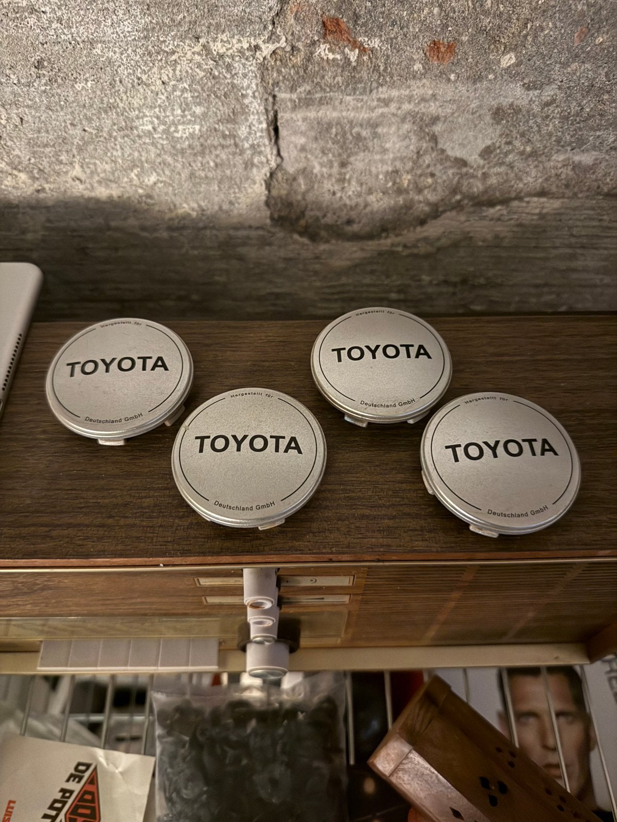 Toyota naafdopjes naafkapjes, Auto diversen, Wieldoppen, Ophalen, Zo goed als nieuw