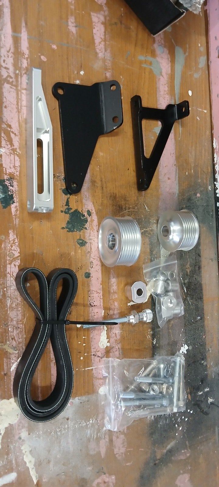 Nieuwe Aftermarket Poelie & Beugel Set (Billet Aluminium), Ophalen of Verzenden, Nieuw