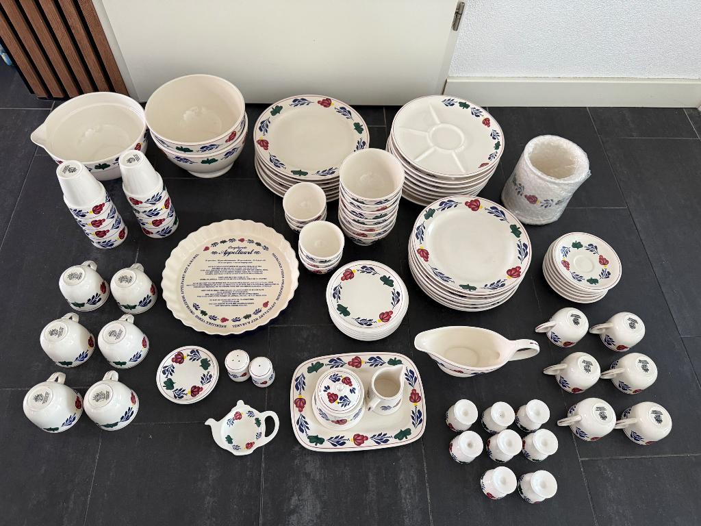 Boerenbont servies, Huis en Inrichting, Keuken | Servies, Ophalen, Zo goed als nieuw, Aardewerk, Boerenbont