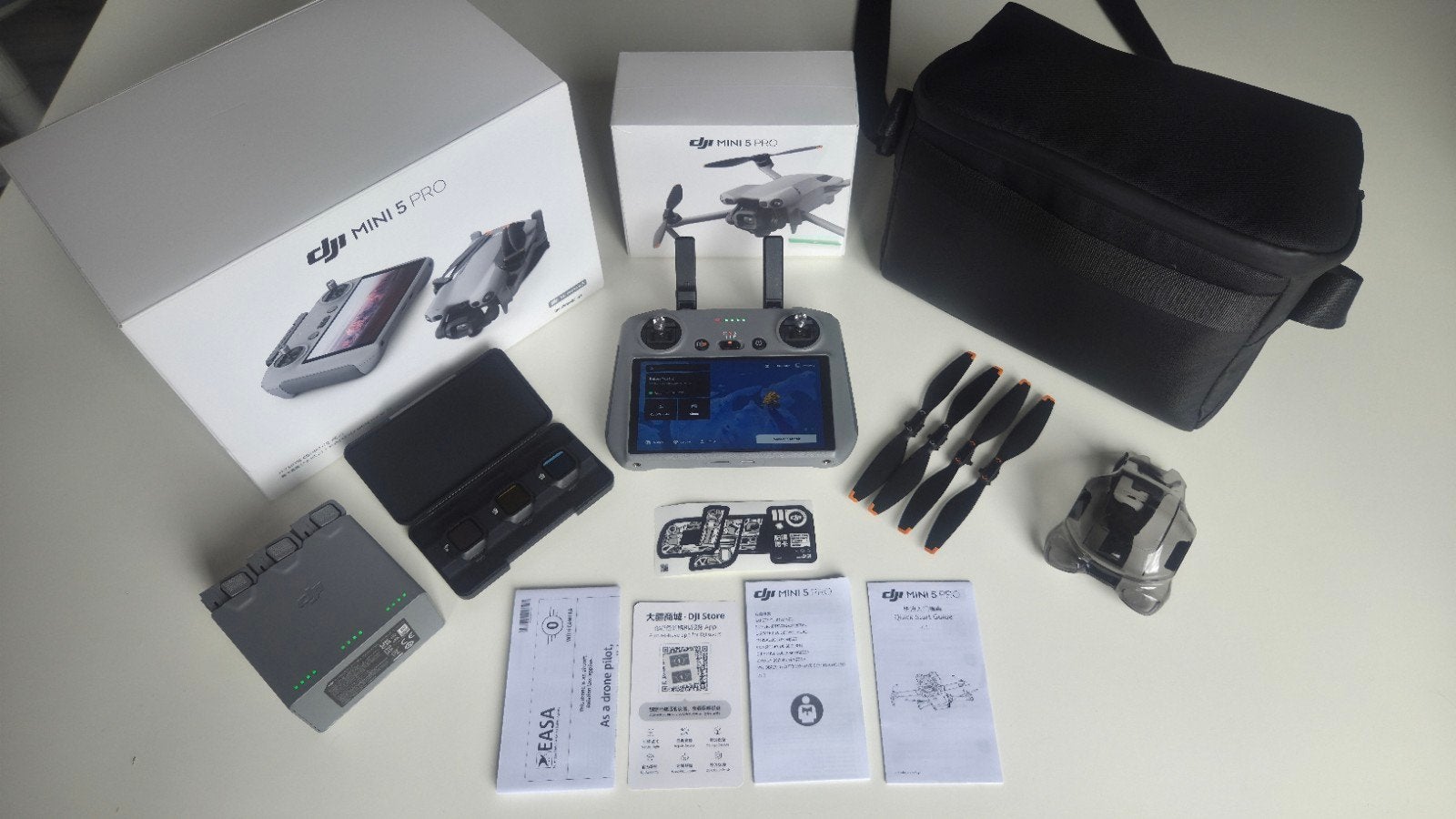 NIEUWE DRONE UNIT DJI Mini 5 Pro Fly More RC2 +  3 ACCU'S, Ophalen, 30 tot 45 minuten, Cameradrone, Return to Home