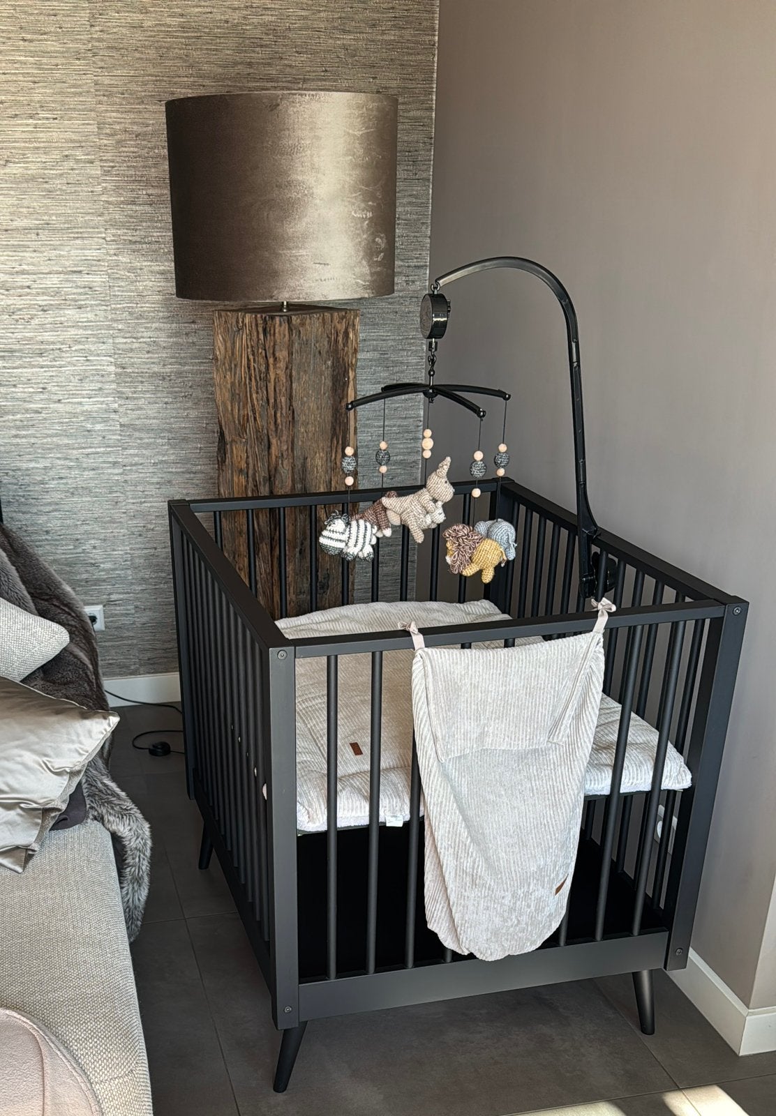 Box Europe Baby Evy II compleet met accessoires, Ophalen, Zo goed als nieuw, Rechthoekig, In hoogte verstelbaar
