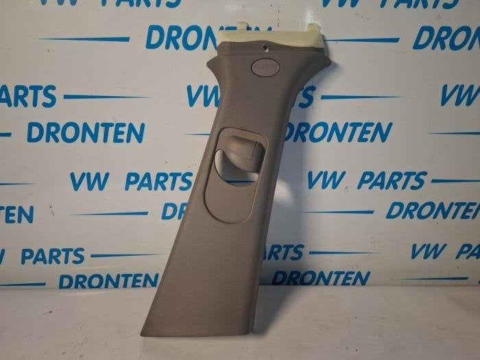 Stijlbekleding midden-rechts van een Alfa Romeo Stelvio, Gebruikt, -, Verzenden, -