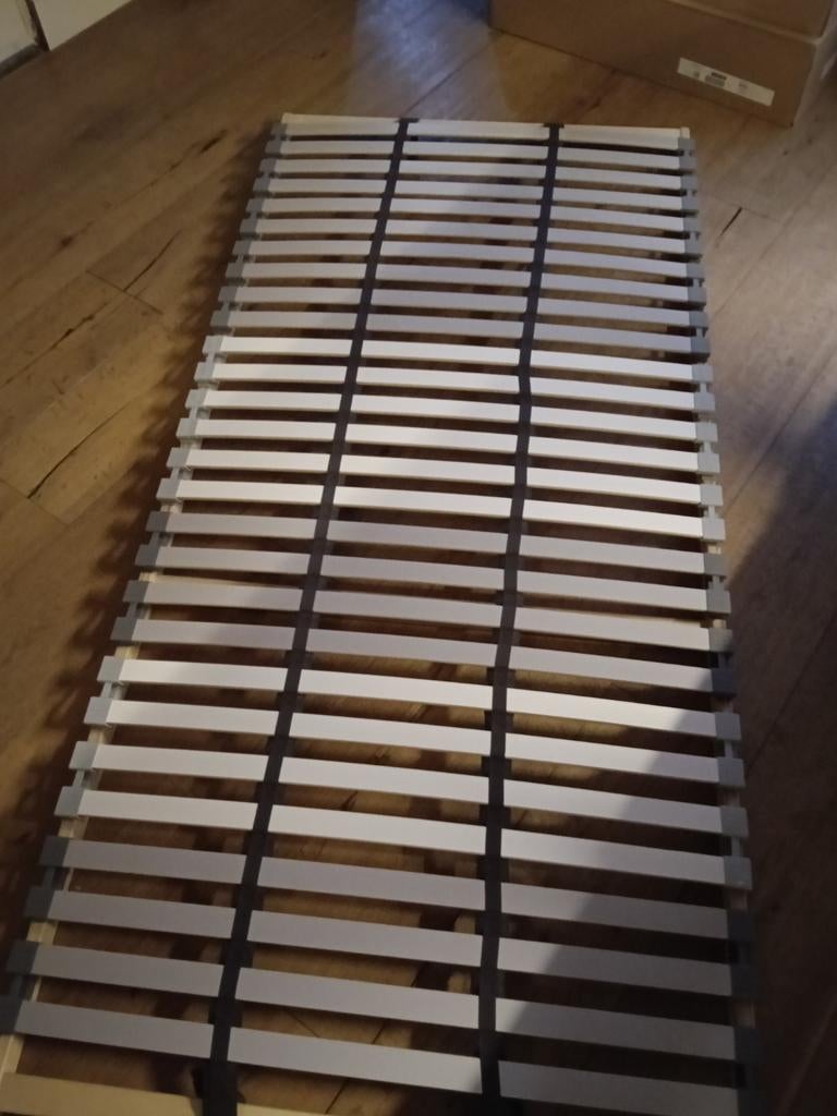 Ikea lattenbodem, Huis en Inrichting, Slaapkamer | Matrassen en Bedbodems, Ophalen, Zo goed als nieuw, Eenpersoons, 90 cm
