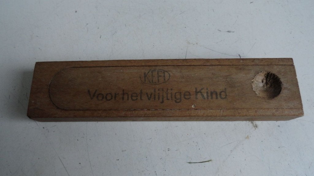 Griffeldoos, antiek met als titel:  Voor het vlijtige kind, Antiek en Kunst, Ophalen of Verzenden
