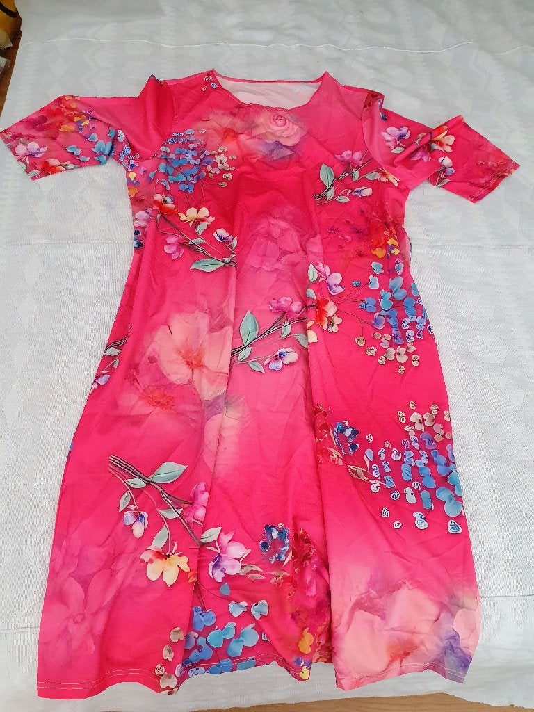 Prachtige print- jurkje maat 50/52, Kleding | Dames, Grote Maten, Ophalen of Verzenden, Zo goed als nieuw, Rood, Jurk