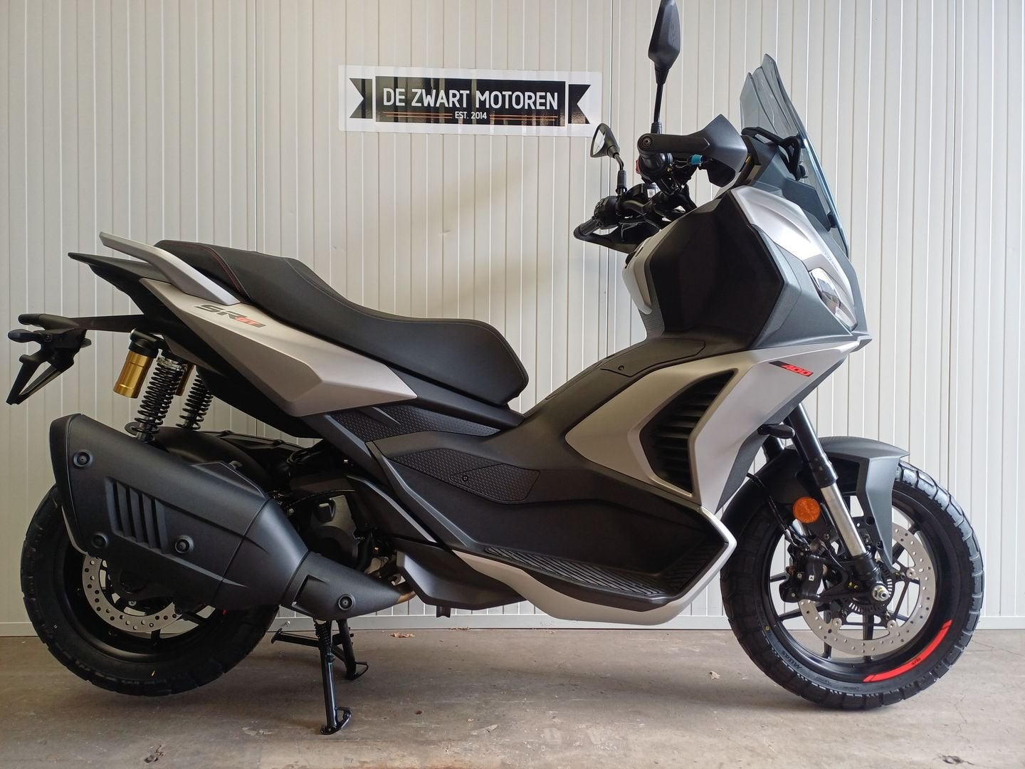 APRILIA SR GT 400 (bj 2026), Scooter, Bedrijf, Onbekend, APRILIA