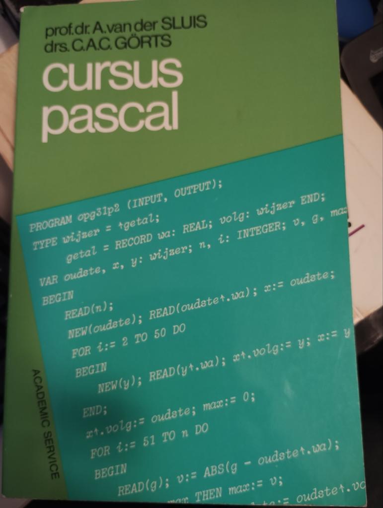 Cursus Pascal - Boek over programmeren (1984), Boeken, Ophalen of Verzenden