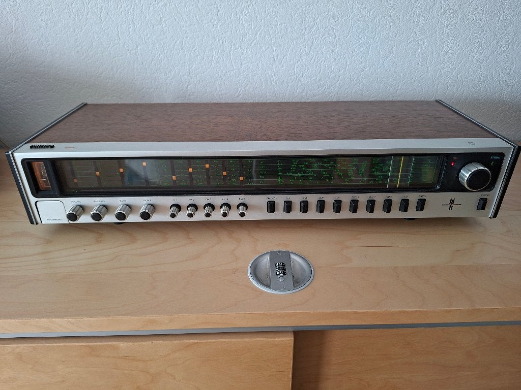 PHILIPS TAFELRADIO 22 RH 732 JUWEELTJE SPEELT SUPER VINTAGE, Overige merken, Ophalen of Verzenden, Zo goed als nieuw, Minder dan 60 watt