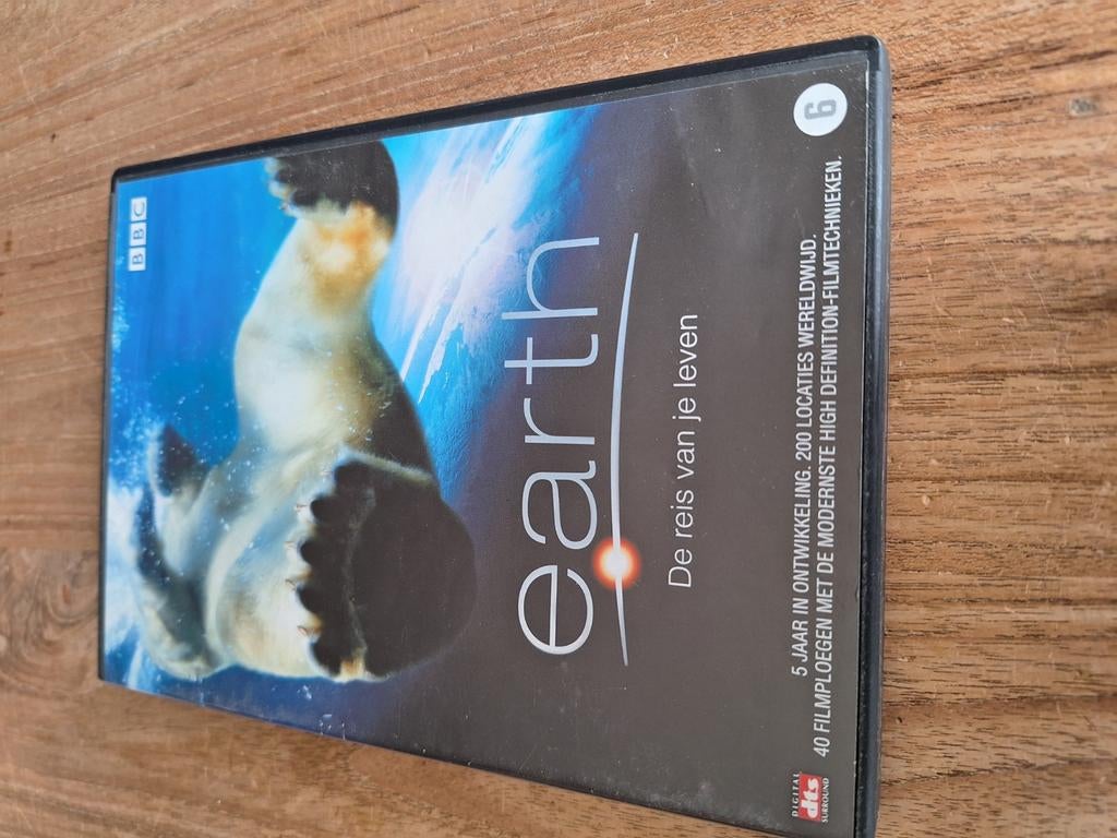 Earth, Vanaf 6 jaar, Ophalen of Verzenden, Zo goed als nieuw, Natuur